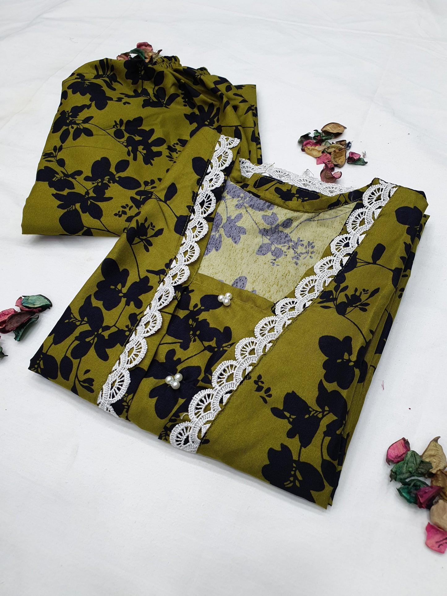 Cotton 2-Piece Stitched Set with Elegant Lace Detailing – Long Length Outfit (05)