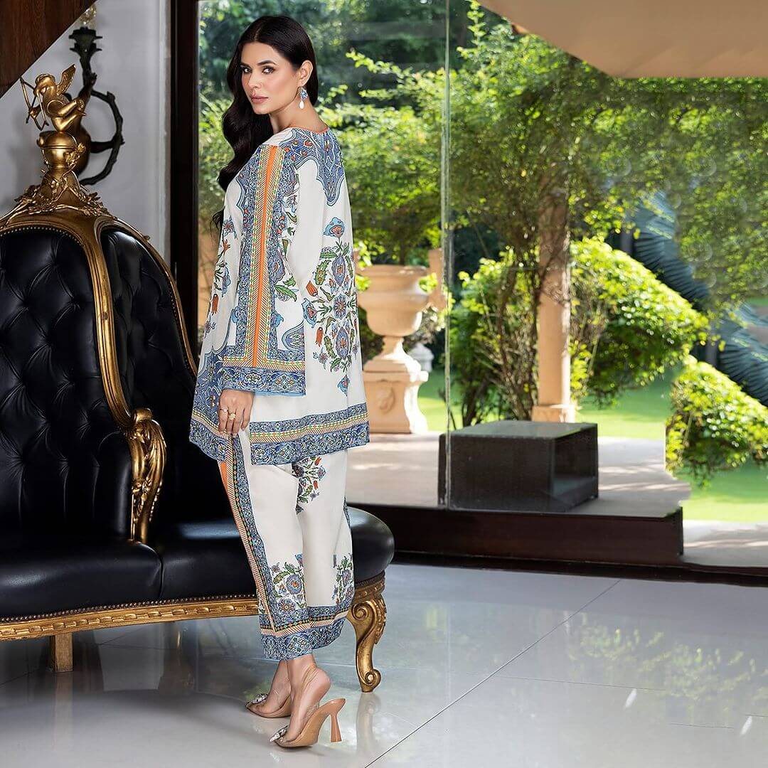 Elegant Women's Luxury Velvet 2-Piece Co-Ord Set | Premium Chic Outfit 16