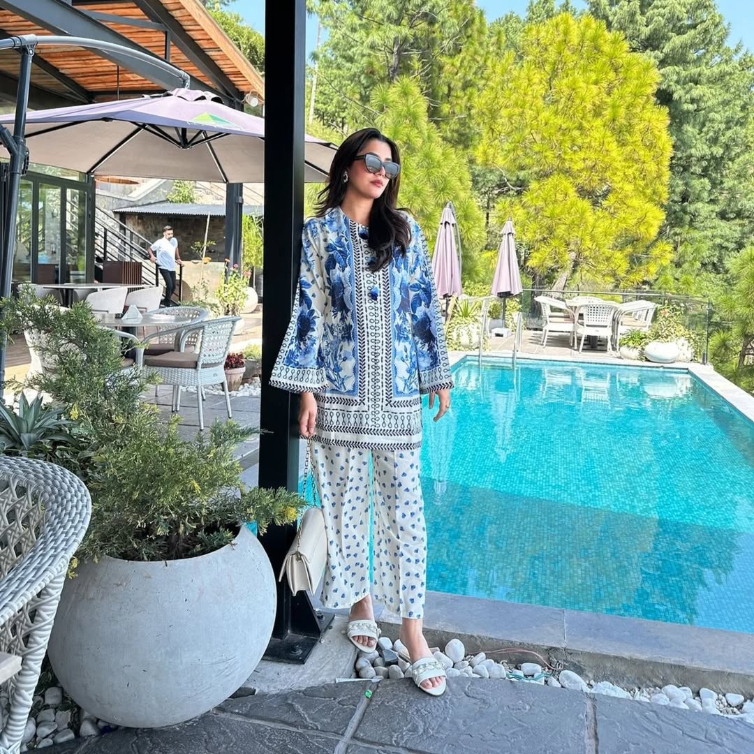 Elegant Women's Luxury Velvet 2-Piece Co-Ord Set | Premium Chic Outfit 03