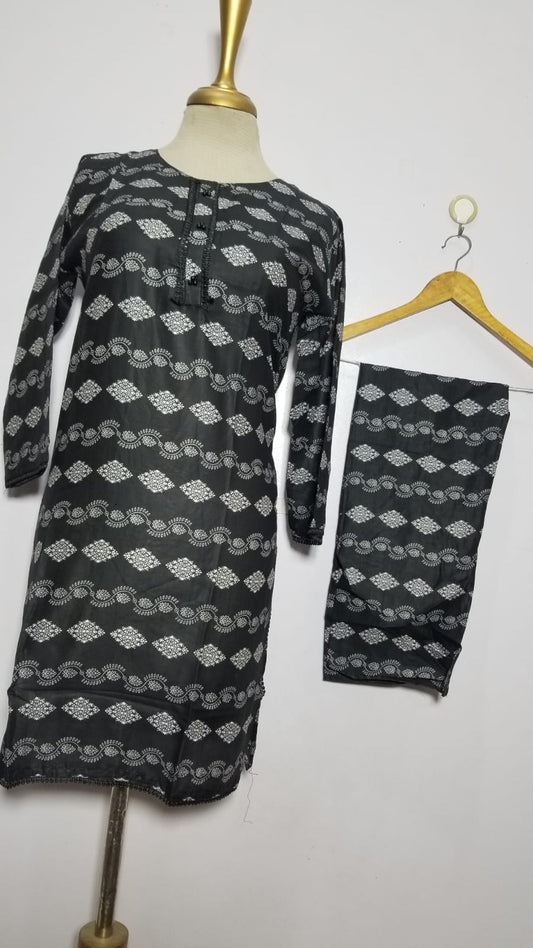 Vibrant Digital Lawn 2-Piece Suit for Women