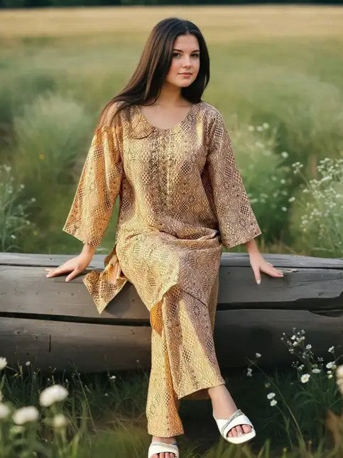 Linen 2-Piece with Handmade Neck Design