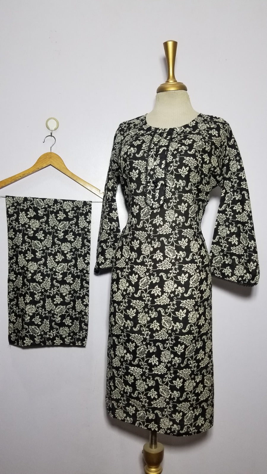 Premium Lawn Long Length 2 piece (16)