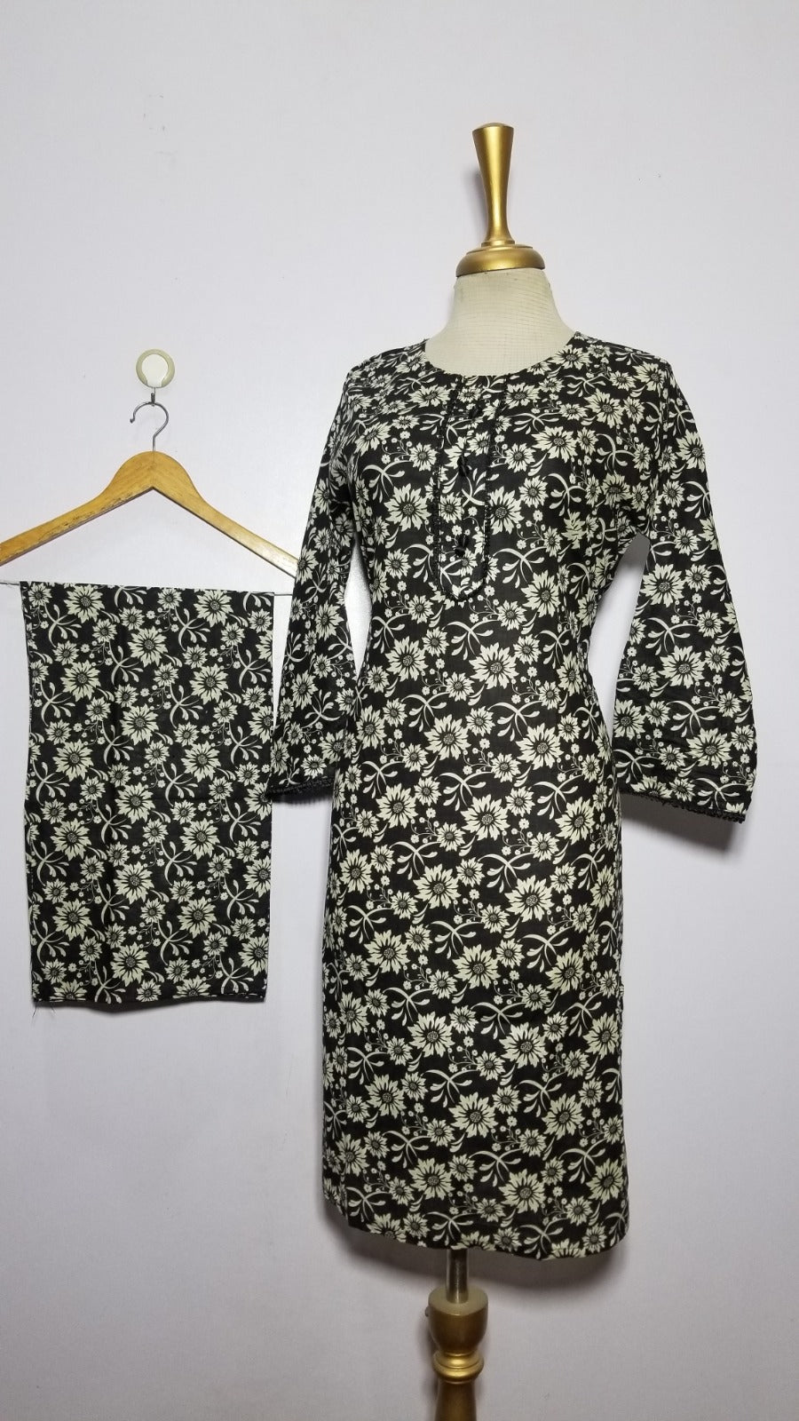 Premium Lawn Long Length 2 piece (17)