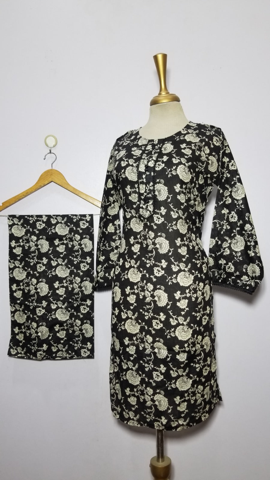 Premium Lawn Long Length 2 piece (19)