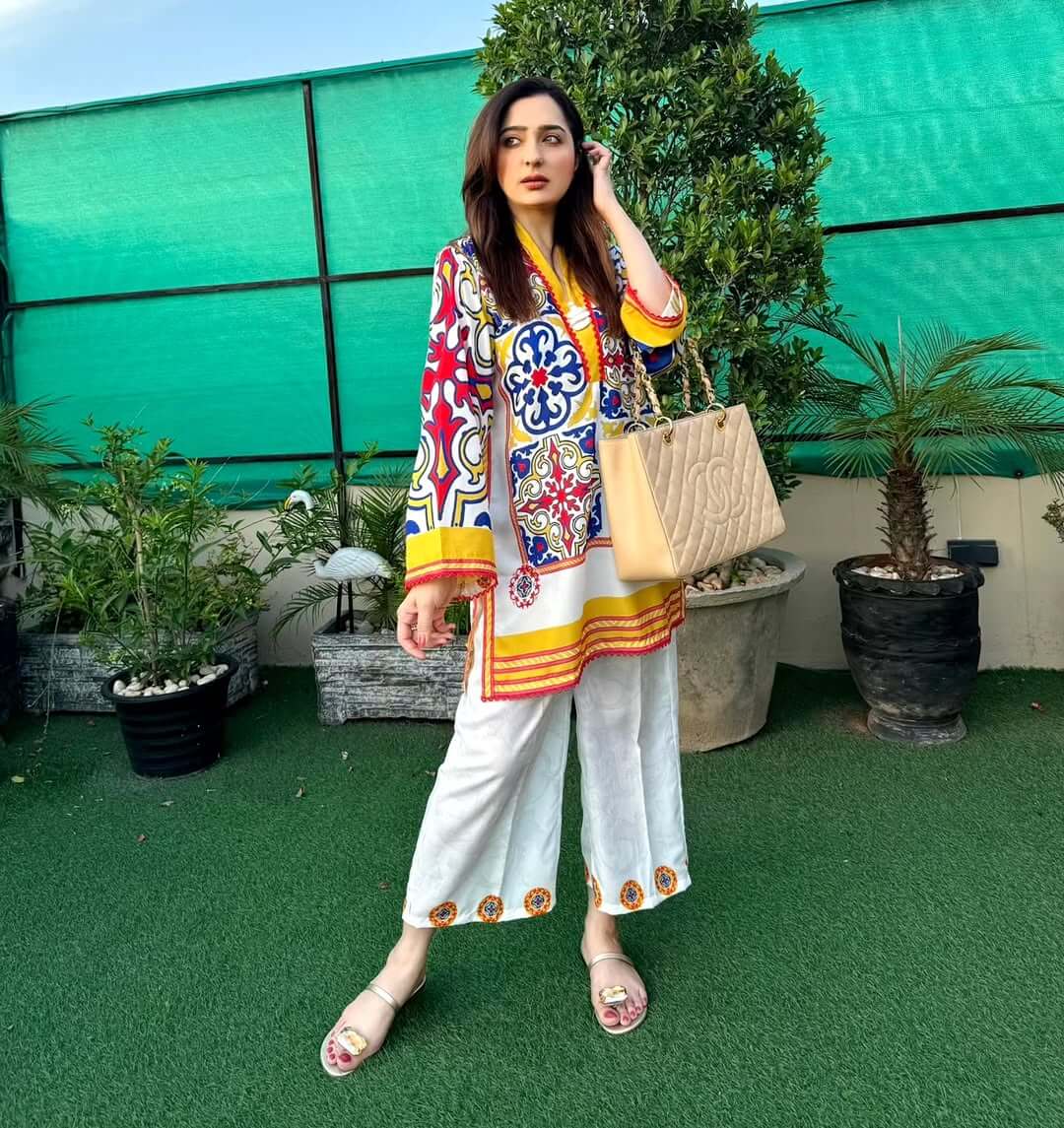 Elegant Women's Luxury Velvet 2-Piece Co-Ord Set | Premium Chic Outfit 09