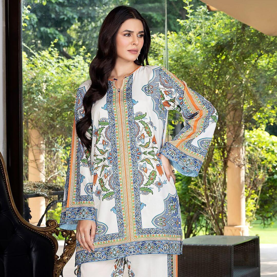 Elegant Women's Luxury Velvet 2-Piece Co-Ord Set | Premium Chic Outfit 16