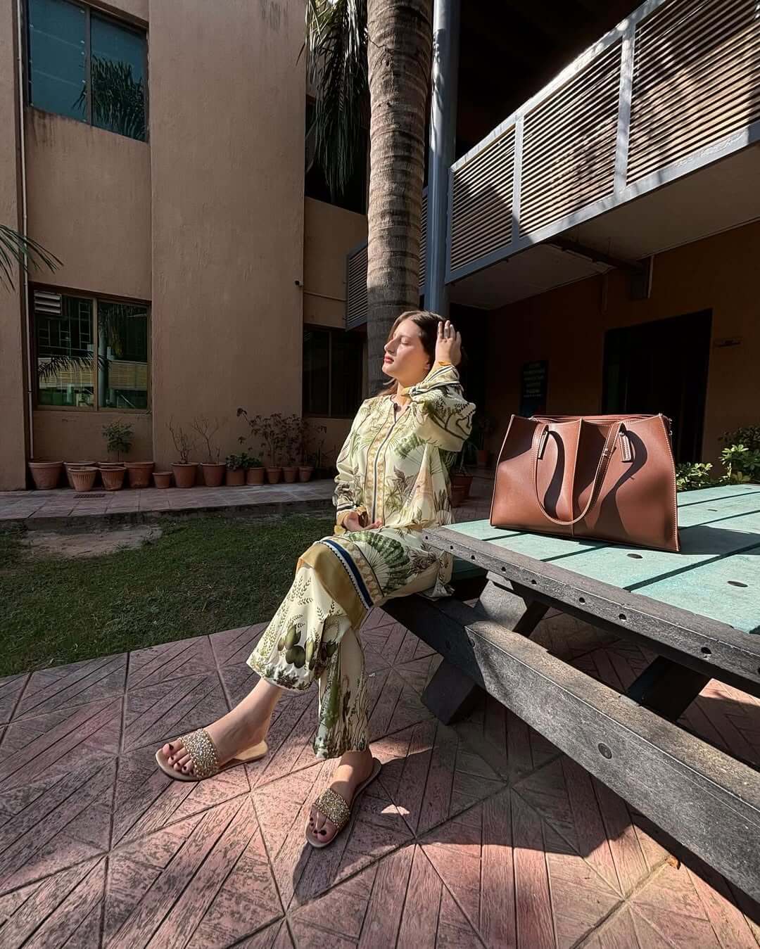 Elegant Women's Luxury Velvet 2-Piece Co-Ord Set | Premium Chic Outfit 05