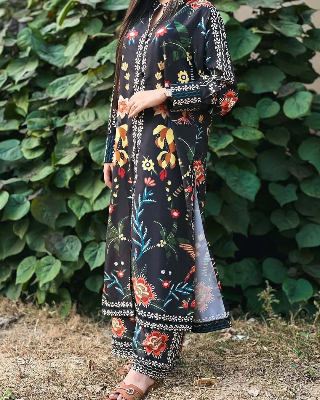 Elegant Women's Luxury Velvet 2-Piece Co-Ord Set | Premium Chic Outfit 06