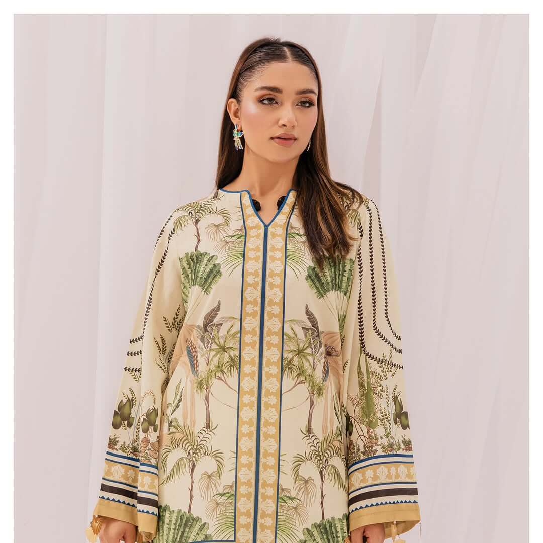 Elegant Women's Luxury Velvet 2-Piece Co-Ord Set | Premium Chic Outfit 05