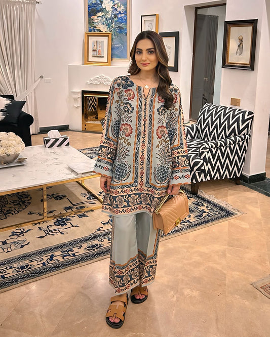 Elegant Women's Luxury Velvet 2-Piece Co-Ord Set | Premium Chic Outfit 04