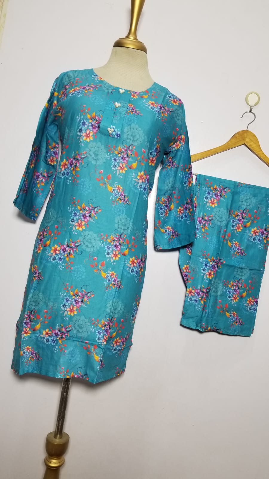 Vibrant Digital Lawn 2-Piece Suit for Women