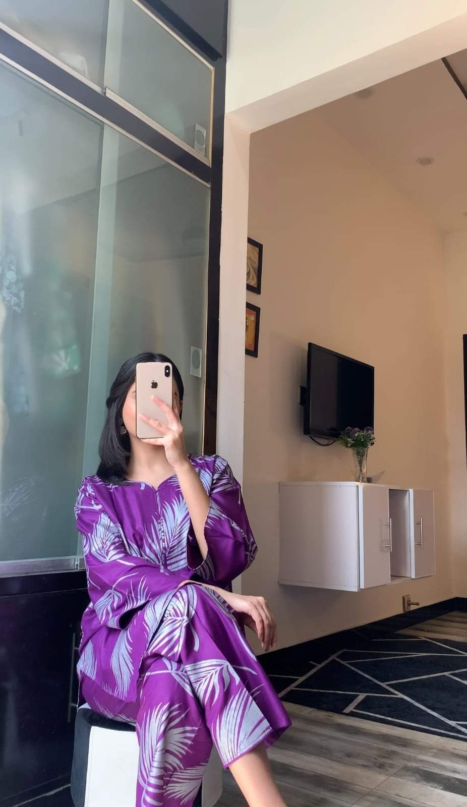 Linen 2-Piece Leaf Design (Purple)