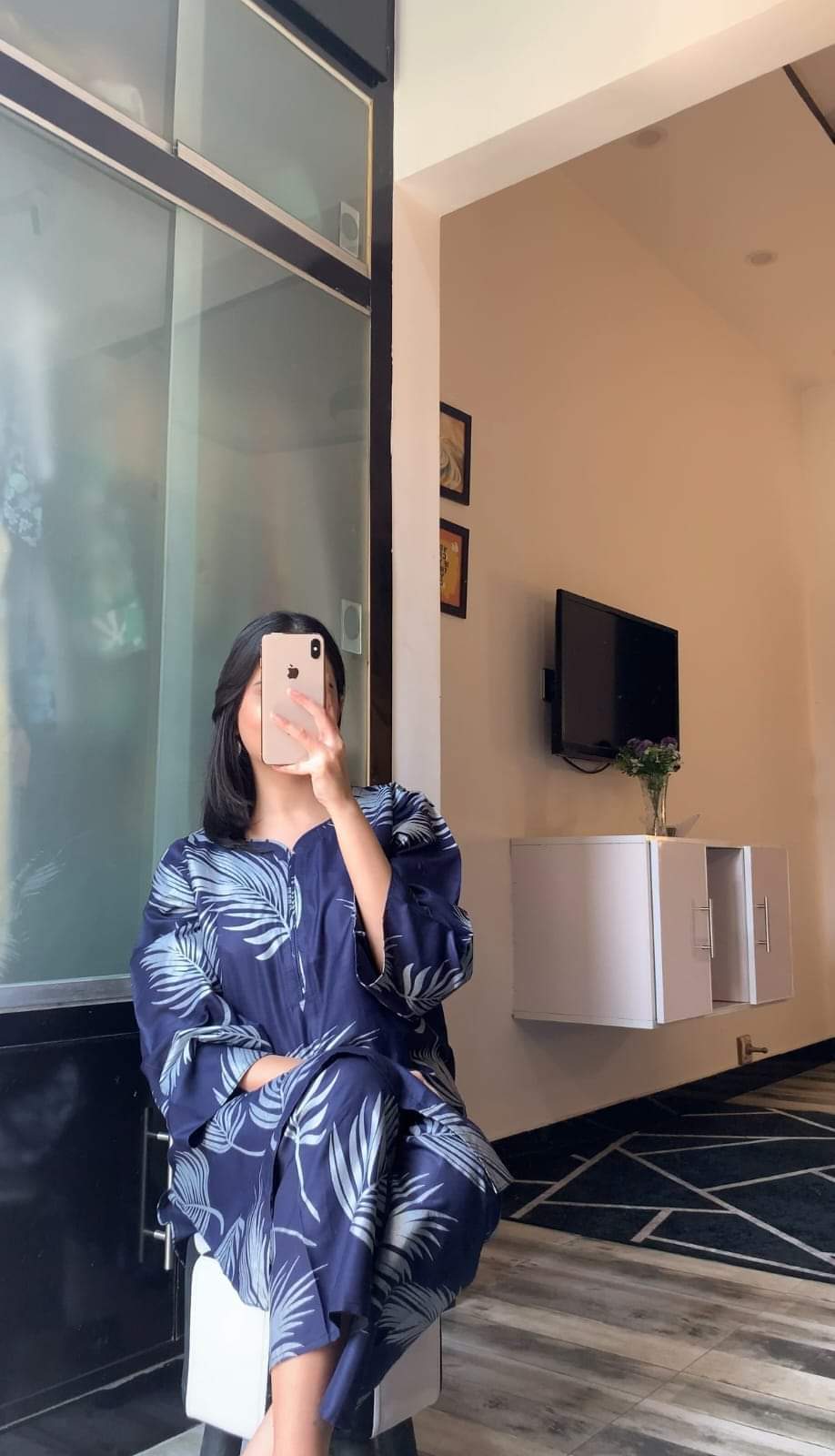 Linen 2-Piece  Leaf Design  (Navy Blue)